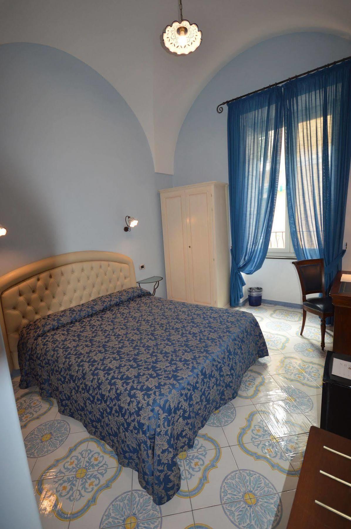 B&B Palazzo Pisani Amalfi Exterior photo