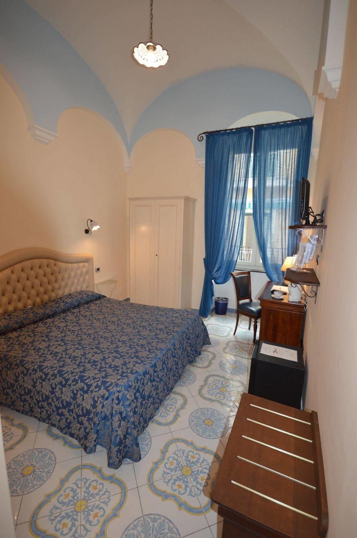 B&B Palazzo Pisani Amalfi Exterior photo